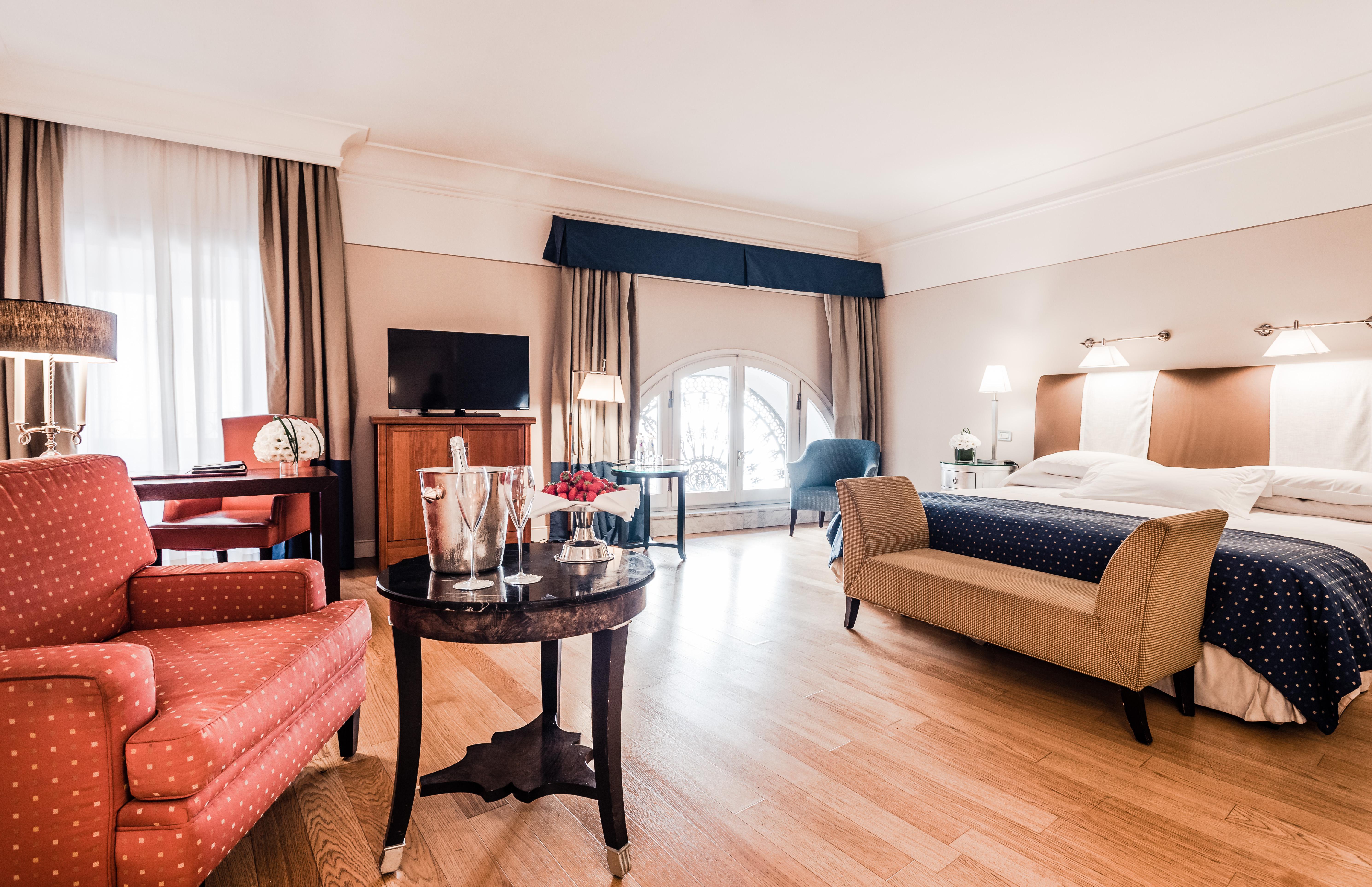 Grand De La Minerve Hotel