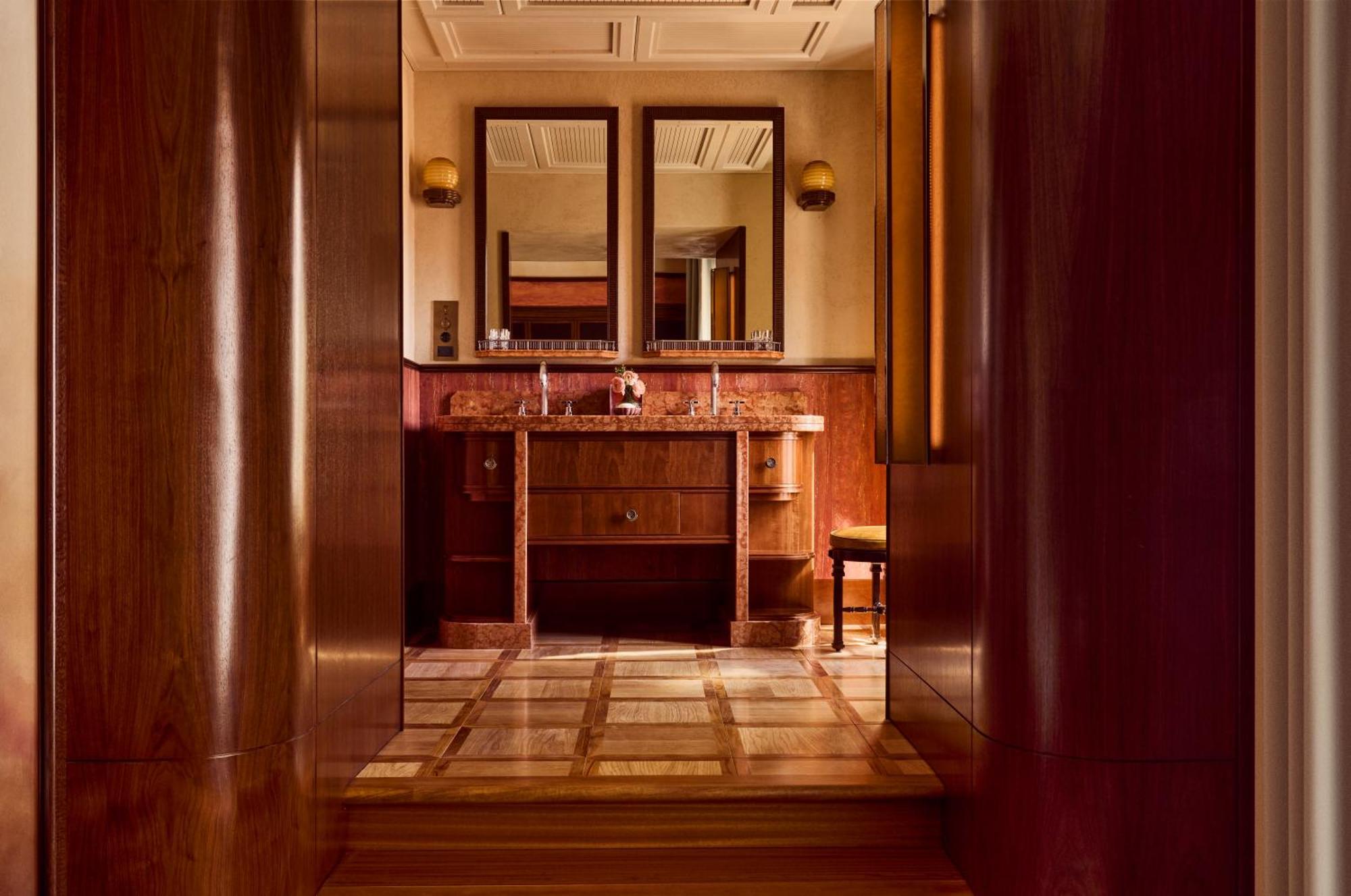 Grand De La Minerve Hotel 5*