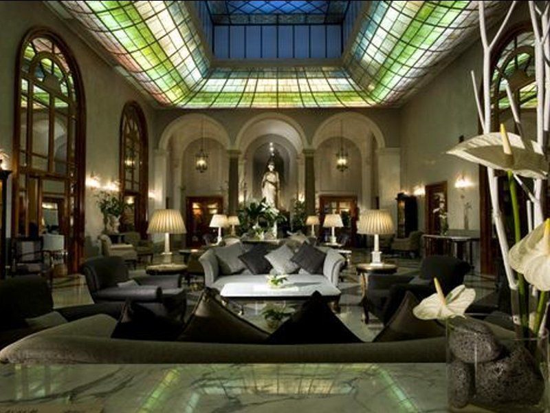Grand De La Minerve Hotel